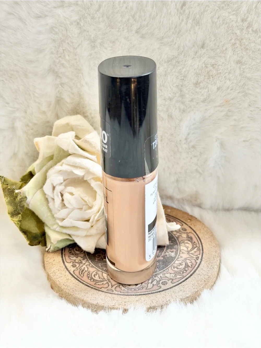 COVERGIRL TruBlend Matte Made Foundation 12HR T20 SOFT HONEY Transfer resistant